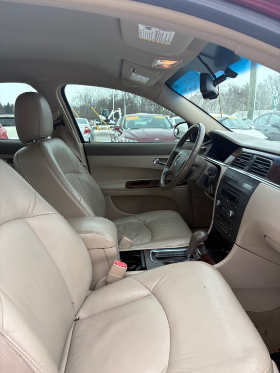 2007 Buick Lacrosse Image 13