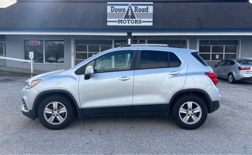 2021 Chevrolet Trax Image 2