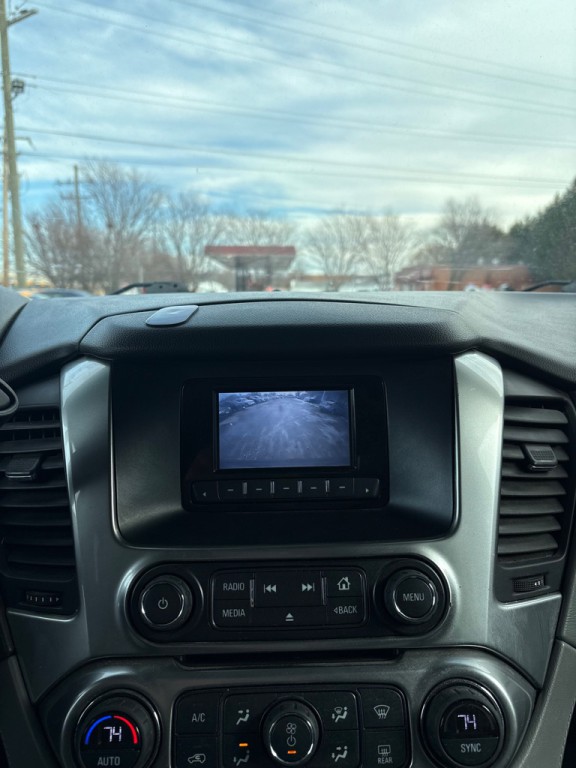 2017 Chevrolet Tahoe Image 17