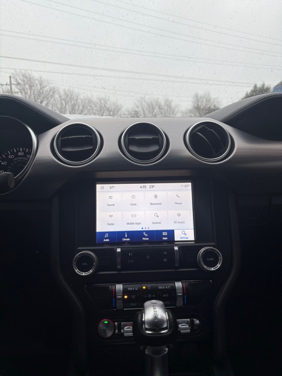 2020 Ford Mustang Image 15