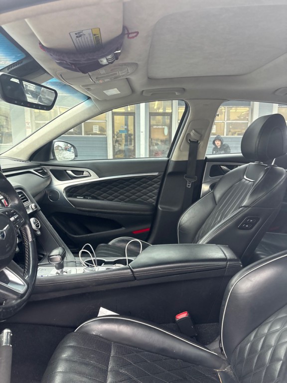2019 Genesis G70 Image 9