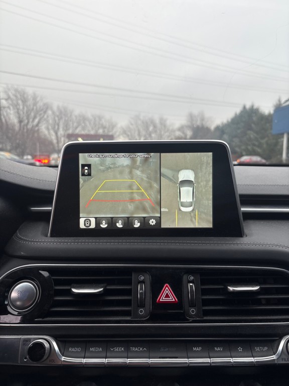 2019 Genesis G70 Image 12