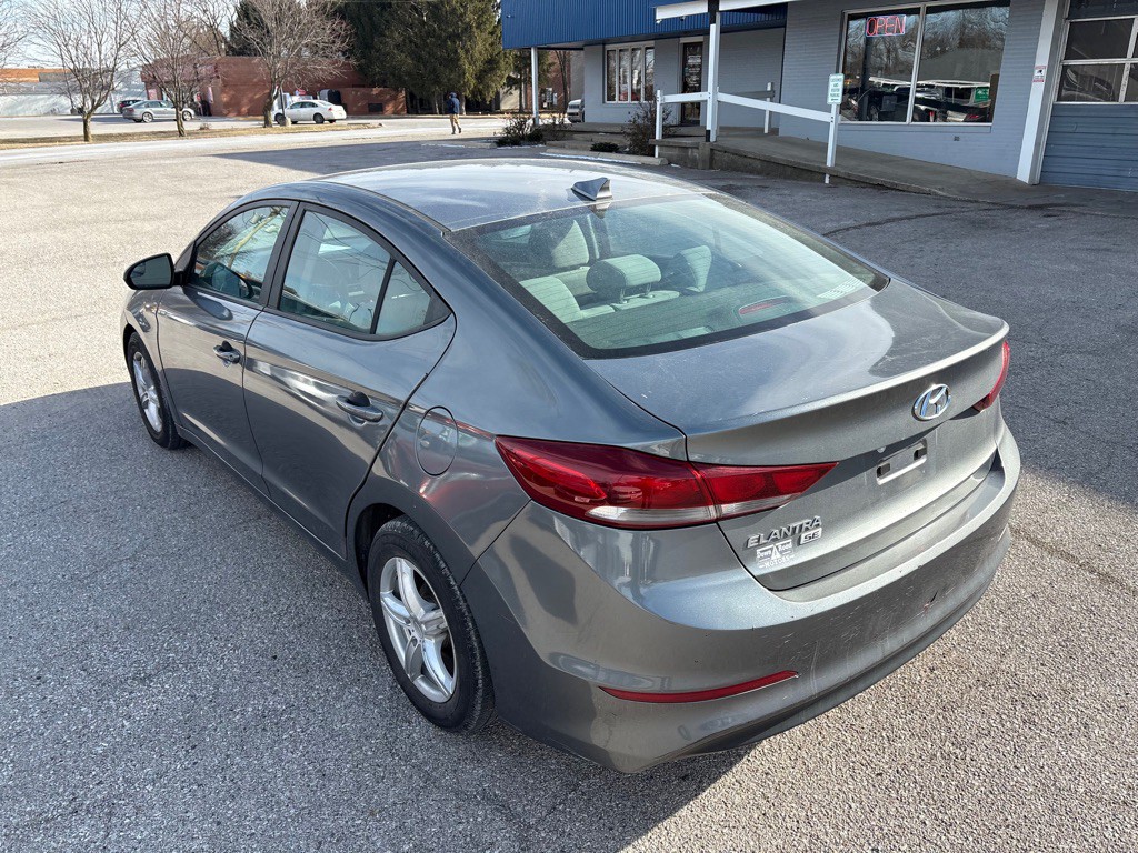 2017 Hyundai Elantra Image 6