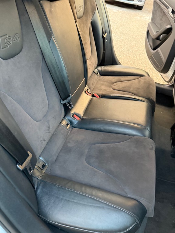 2012 Audi S4 Image 15