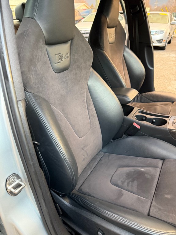 2012 Audi S4 Image 19