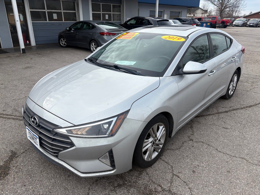 2019 Hyundai Elantra Image 7