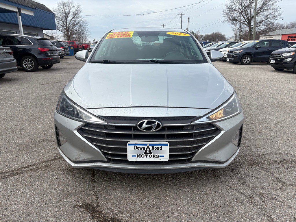 2019 Hyundai Elantra Image 8
