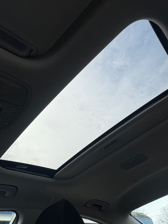 2019 Hyundai Elantra Image 21