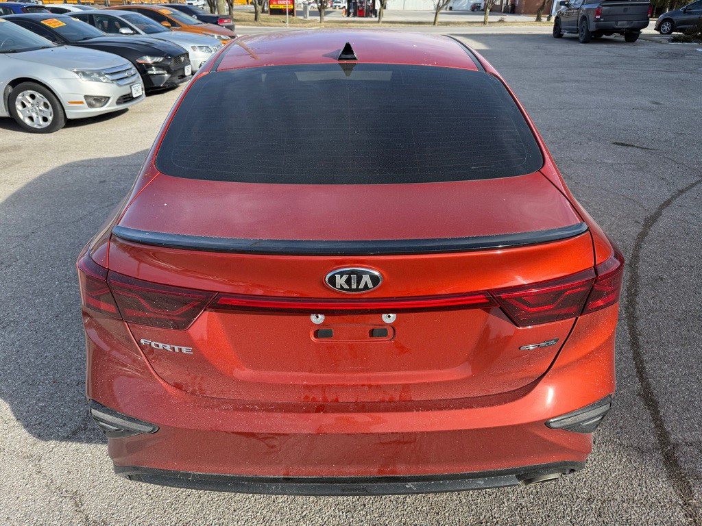 2021 Kia Forte Image 8