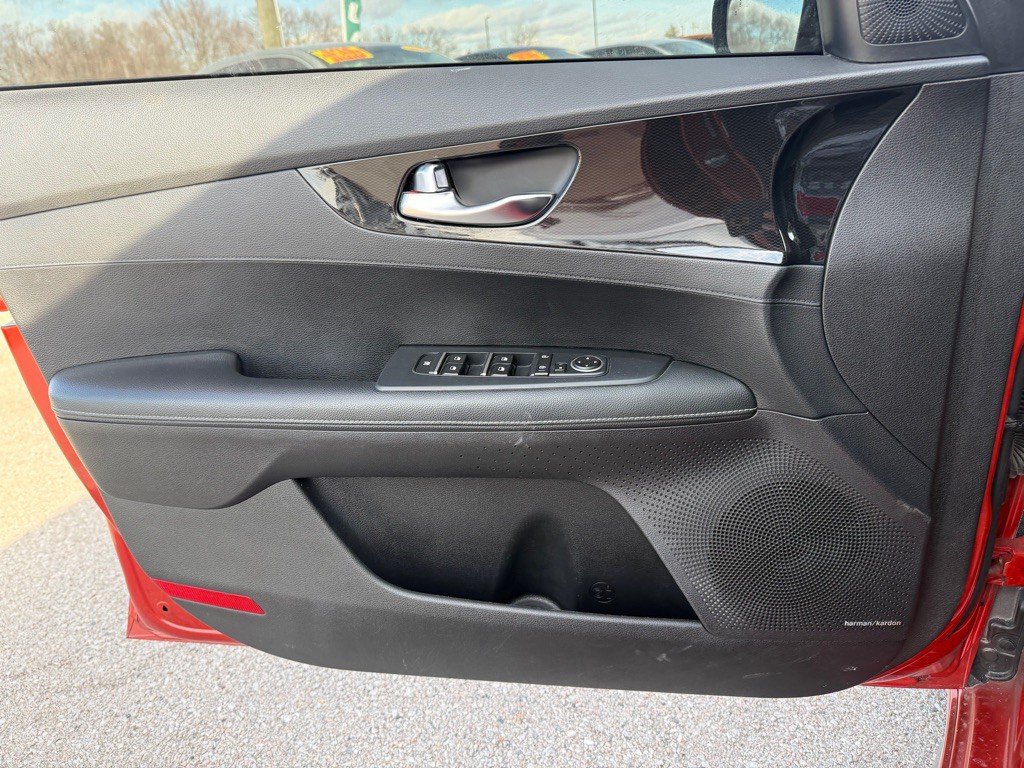 2021 Kia Forte Image 17