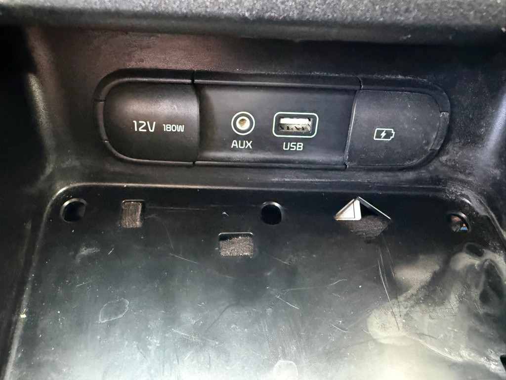 2021 Kia Forte Image 24