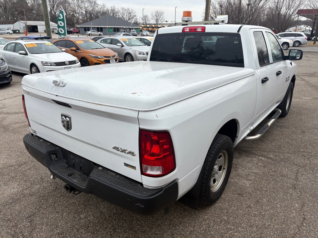 2015 RAM 1500 Image 4