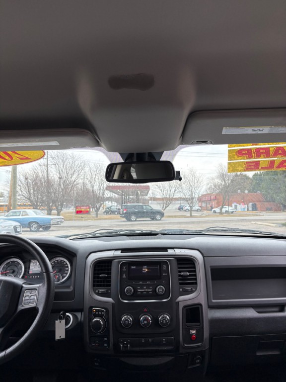 2015 RAM 1500 Image 12