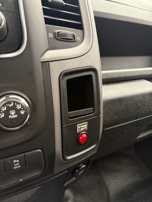 2015 RAM 1500 Image 17