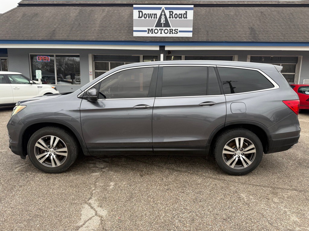 2017 Honda Pilot Image 2