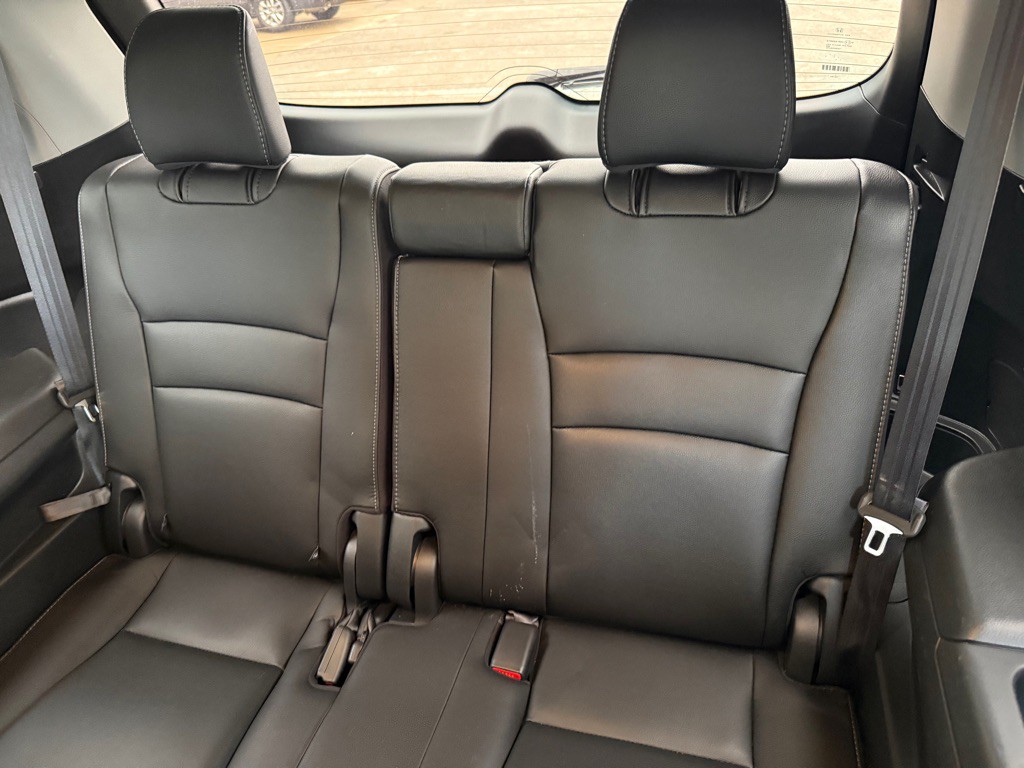 2017 Honda Pilot Image 15
