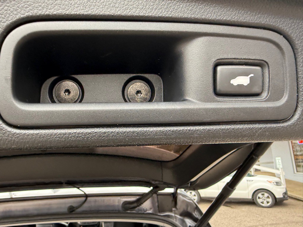 2017 Honda Pilot Image 16