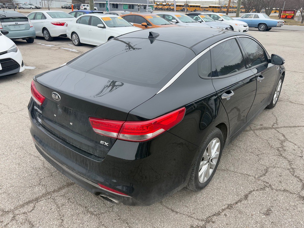 2017 Kia Optima Image 4