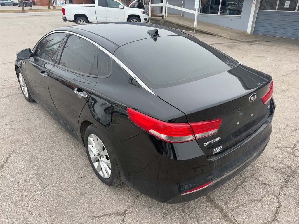 2017 Kia Optima Image 6