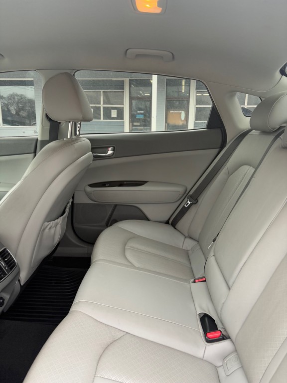 2017 Kia Optima Image 11