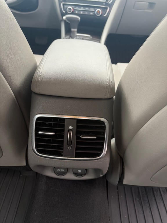 2017 Kia Optima Image 14