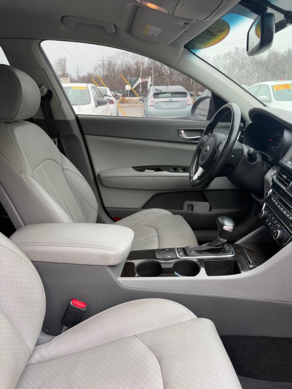 2017 Kia Optima Image 15