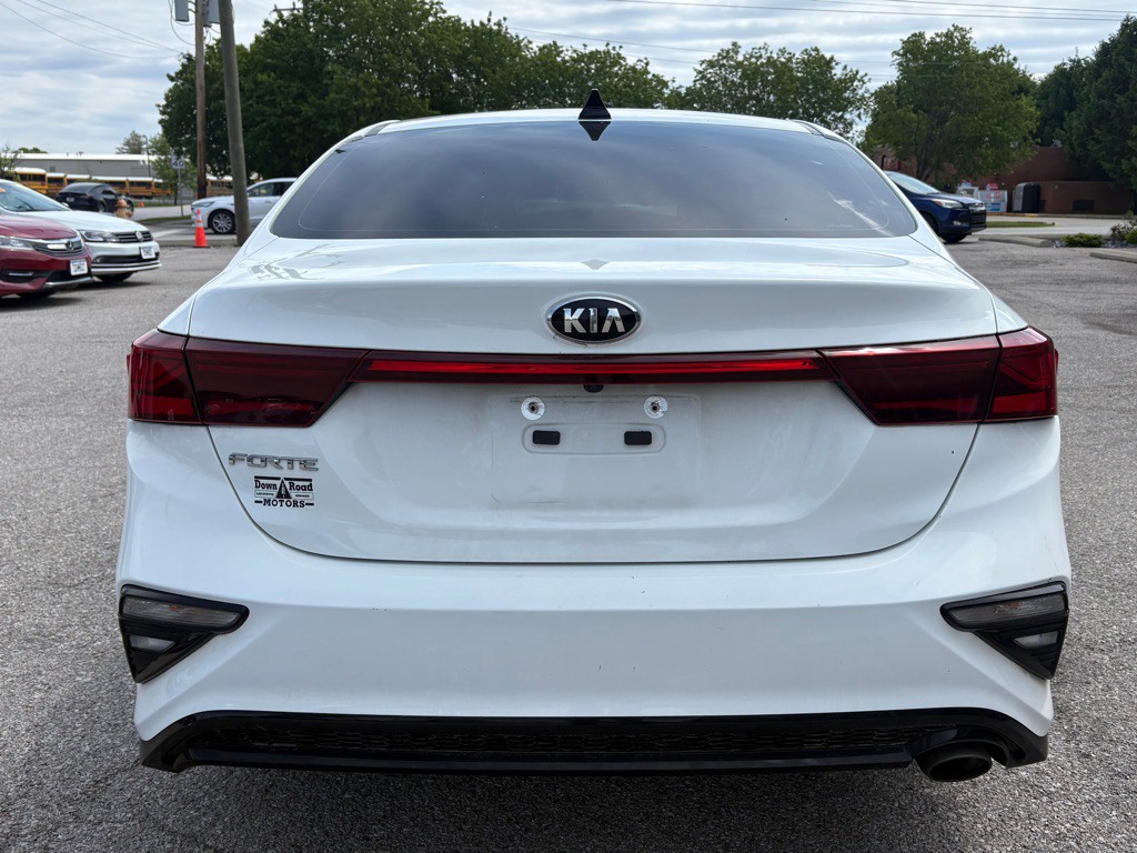 2021 Kia Forte Image 5