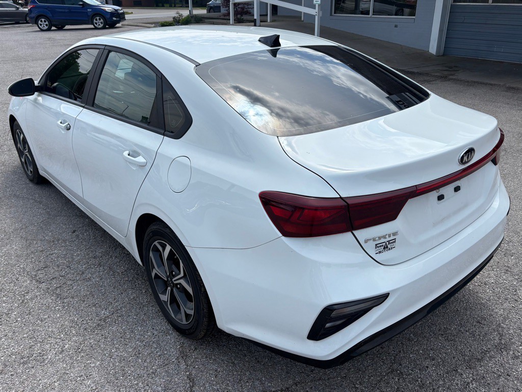 2021 Kia Forte Image 6
