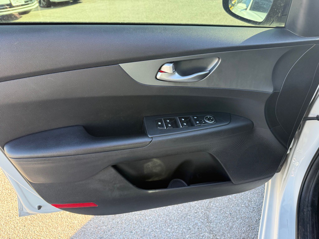 2021 Kia Forte Image 12