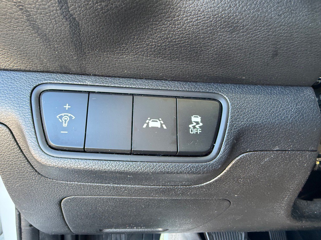 2021 Kia Forte Image 15