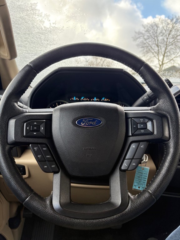 2015 Ford F-150 Image 17