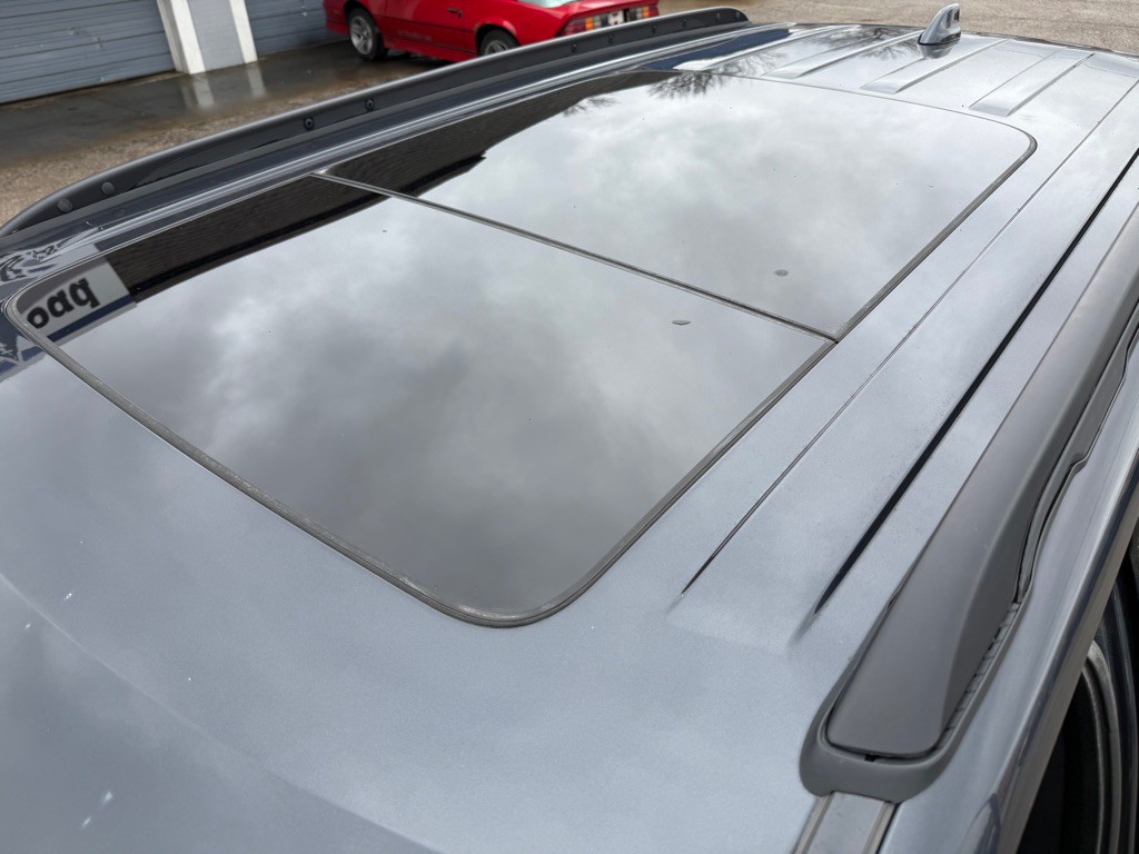 2017 Ford Explorer Image 9