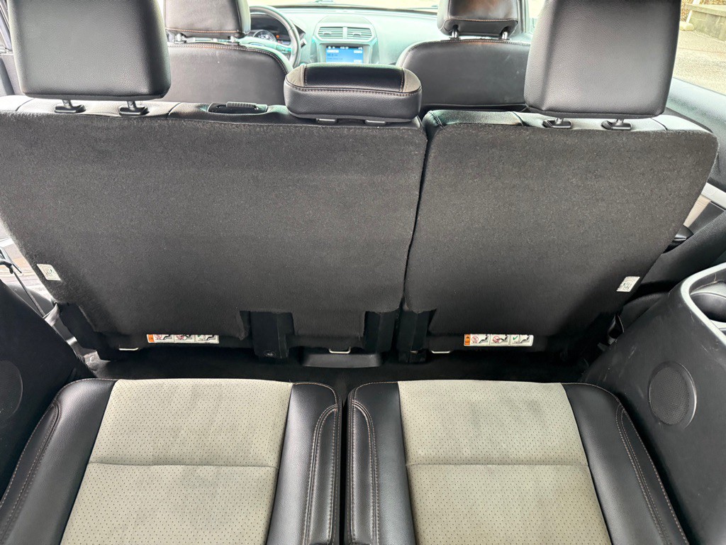 2017 Ford Explorer Image 16