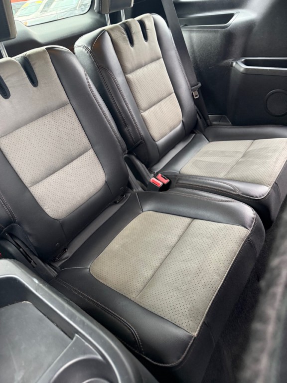 2017 Ford Explorer Image 18