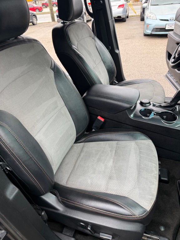 2017 Ford Explorer Image 20