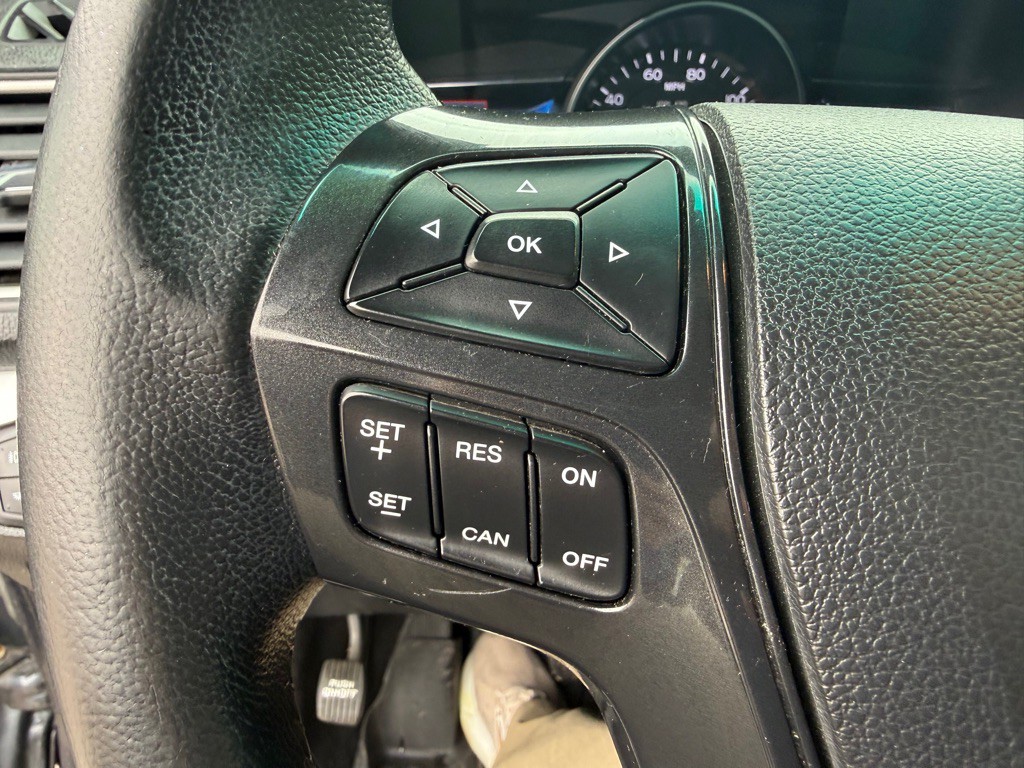 2017 Ford Explorer Image 24