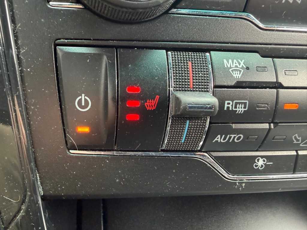 2017 Ford Explorer Image 29