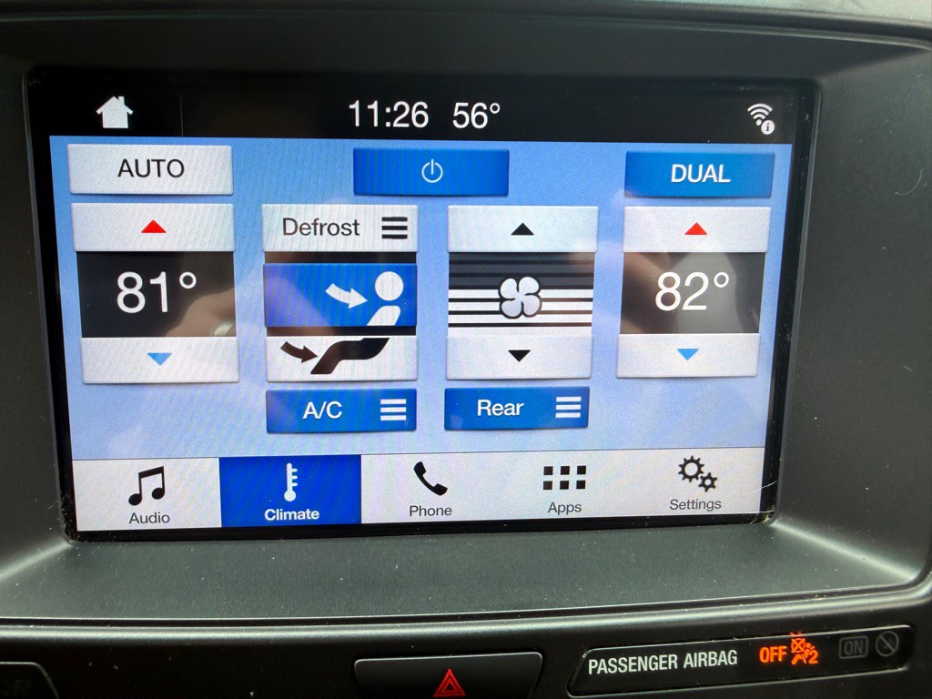 2017 Ford Explorer Image 32