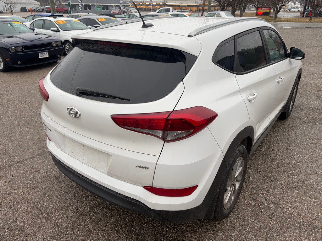 2017 Hyundai Tucson Image 4