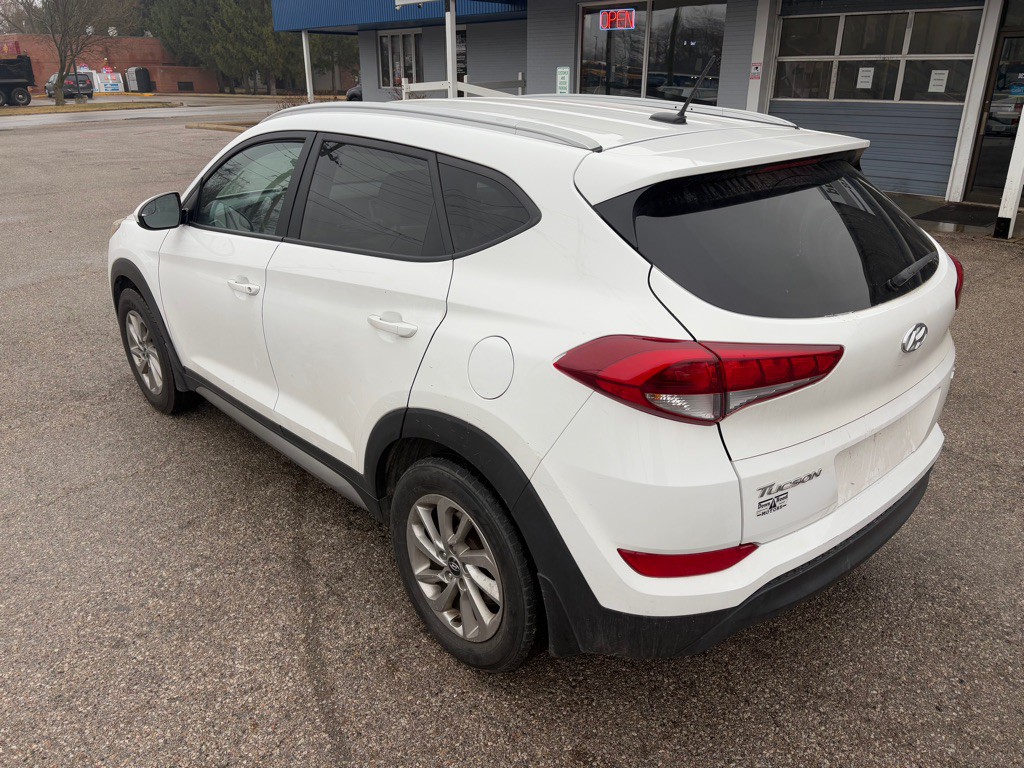 2017 Hyundai Tucson Image 6