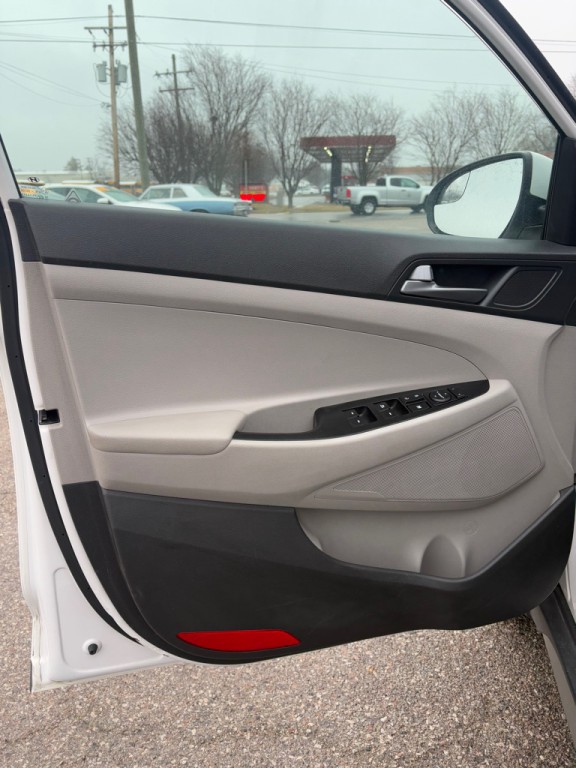 2017 Hyundai Tucson Image 10