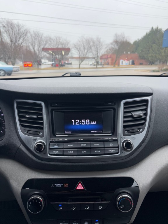 2017 Hyundai Tucson Image 20