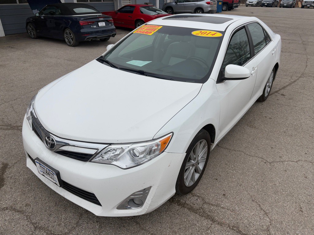 2014 Toyota Camry Image 7