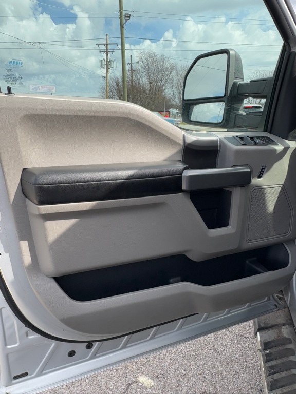 2017 Ford F-150 Image 11