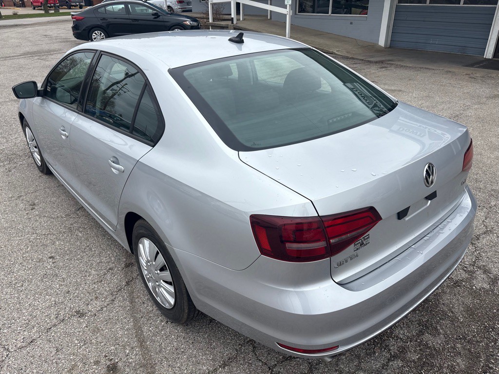 2016 Volkswagen Jetta Image 6