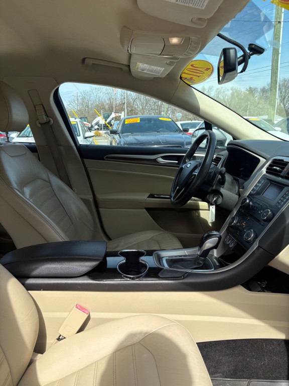 2014 Ford Fusion Image 14