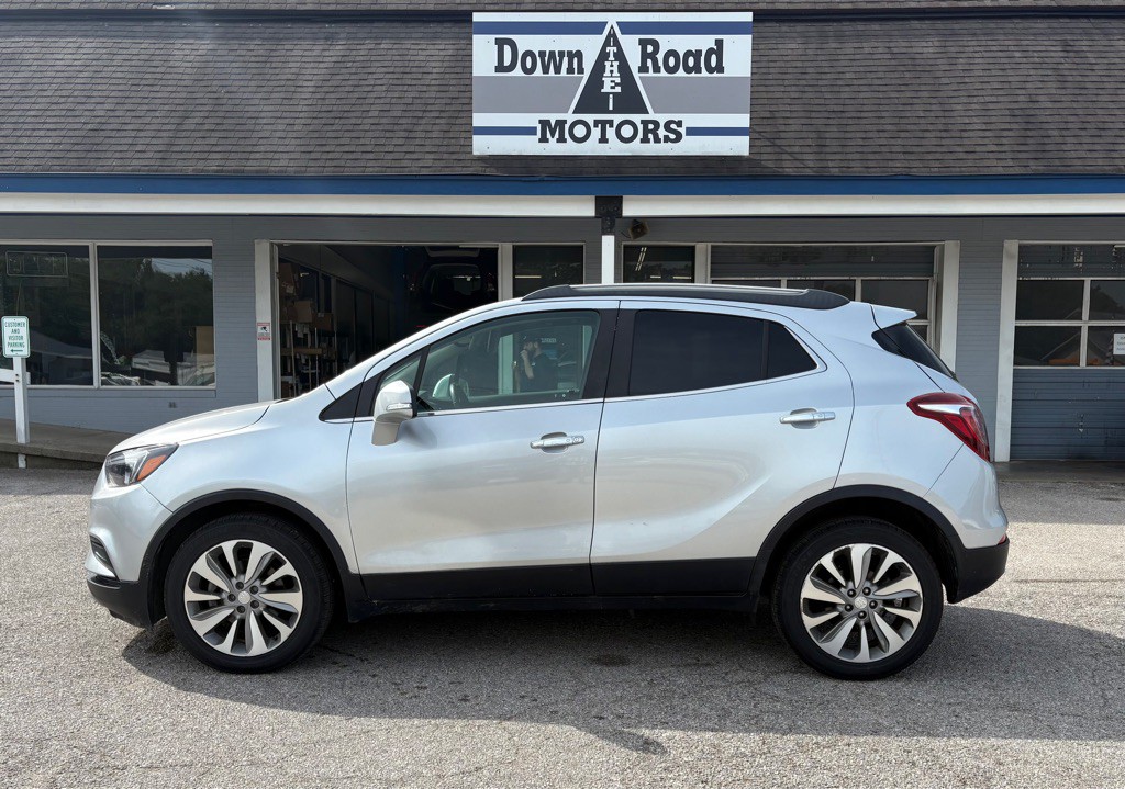 2019 Buick Enclave Image 2