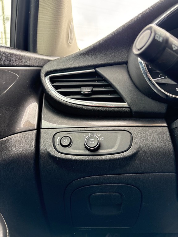 2019 Buick Enclave Image 21