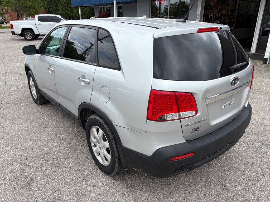 2011 Kia Sorento Image 6