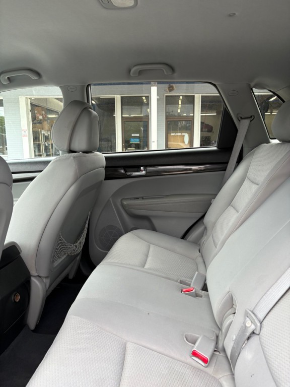2011 Kia Sorento Image 11